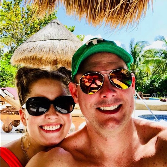 Meet your Posher, Melissa - Picture 7 of 11